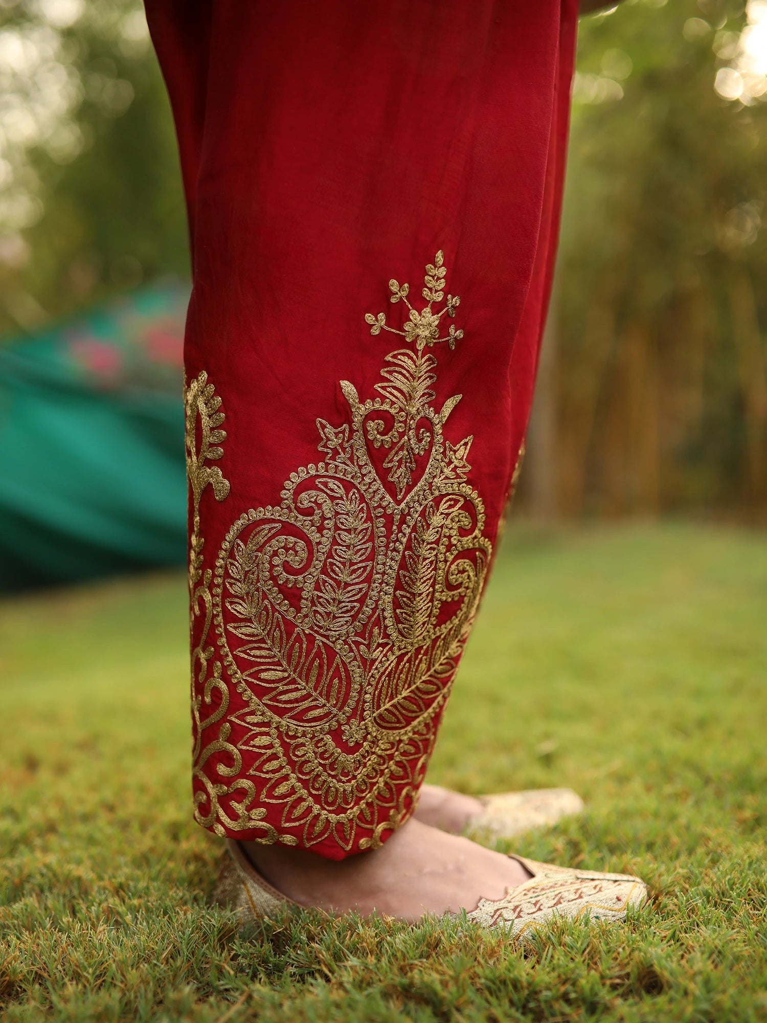 Gulrukh Abha Set